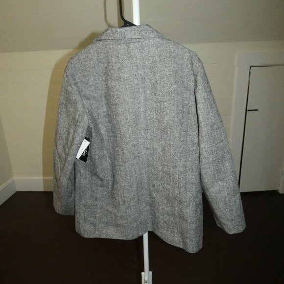 Women's Blazer - Picture 3 of 3